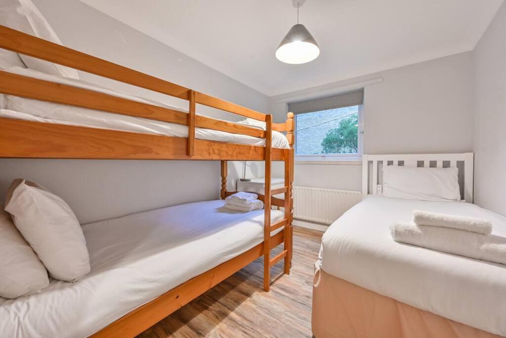 Superb Sandbanks Near And Bars With Free Parking *